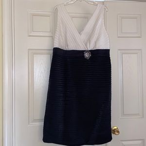 Black and white cocktail dress never worn!